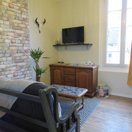 Chez Stella 1 Chambre Et 1 Coin Lits คริเอล-ซูร์-แมร์ ภายนอก รูปภาพ